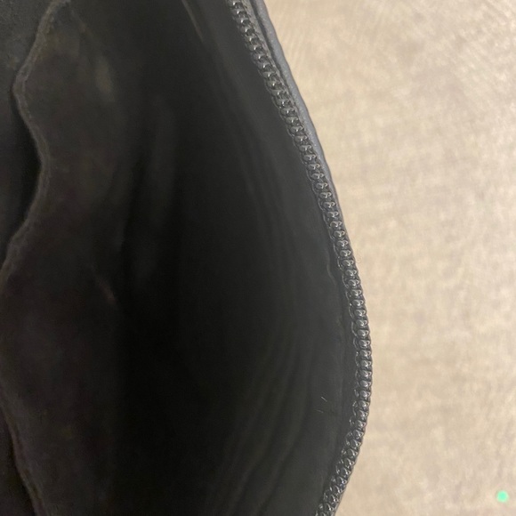 Coach clutch with gold hardware - Picture 3 of 3